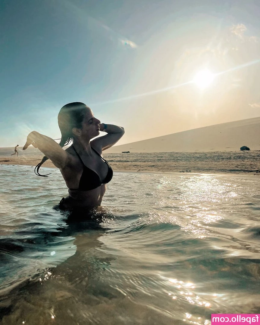 Paloma Tocci [ paloma-tocci ] - Find your happy place