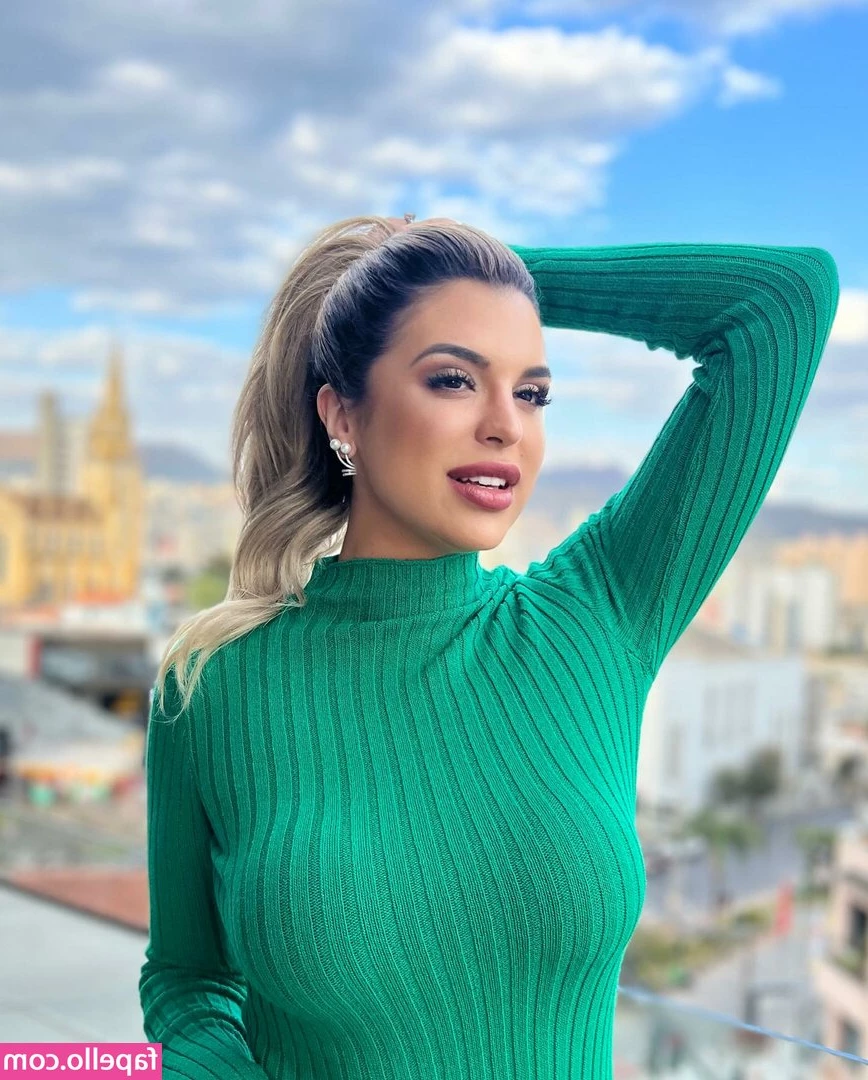 Paloma Tocci [ paloma-tocci ] - I know how thirsty you betas are on pay day  Beg for my spit  loser 