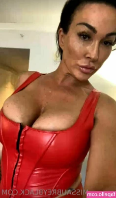 aubreyblack - Happy hump day y’all check dms