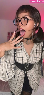 daisy_joy [ daisy-joy ] - kiss em 💋