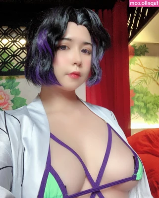uyuy2907 - Do you like this color on me 💋