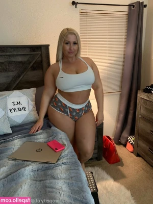 mzdanibadgirl - Tip me if you want to play with my hole