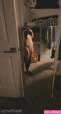 Wallfartss - I don’t know of any guy who would give up my pussy