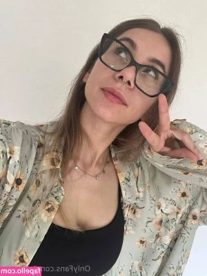 lolabrain [ lolabrain-1 ] - Can I be ur bunny