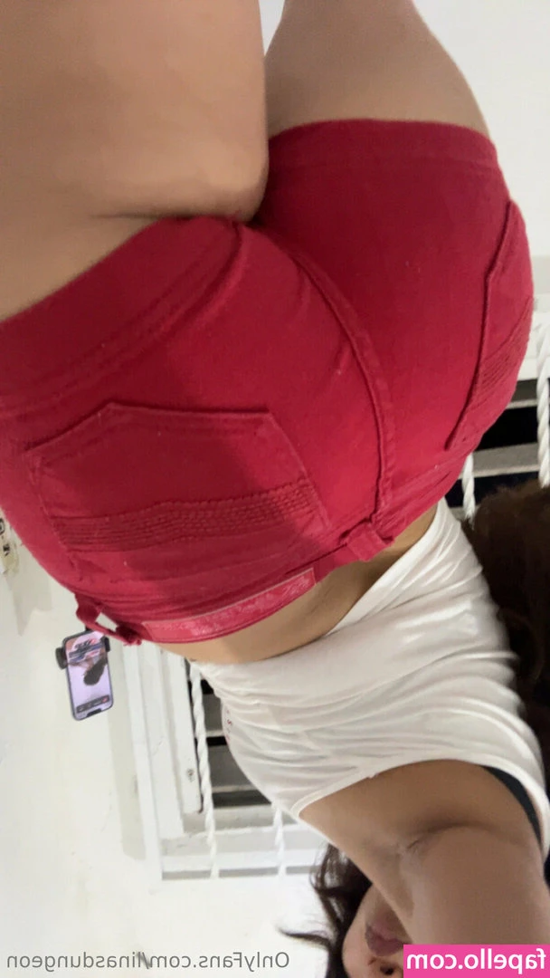 linasdungeon - I swallow twice a day