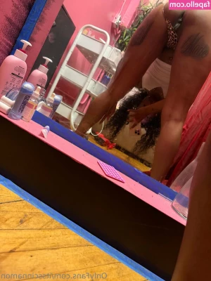 Itsscinnamon - How do I look Baby?😈 I have more but fully nude on my paid page!
