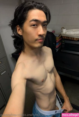 cupofohdang - Straight Arm Crunch for Saturdays Workout  Center core on