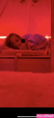 kaydie_sg [ kaydie-sg ] - Very tipsy  someone entertain me