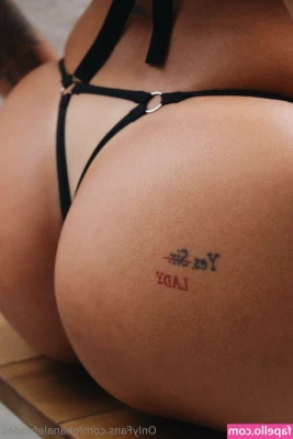 Ohanalefundes - Where would you cum on me