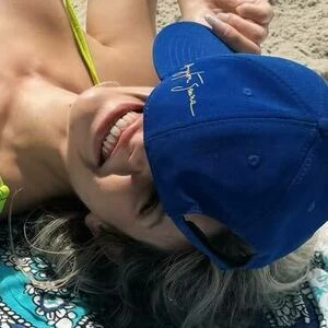 Gabriela Dizzy Carbornar