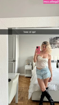 Megan Eugenio [ megan-eugenio-4 ] - Naughty snap chats   Help me get to 1000 likes on my page and I ll