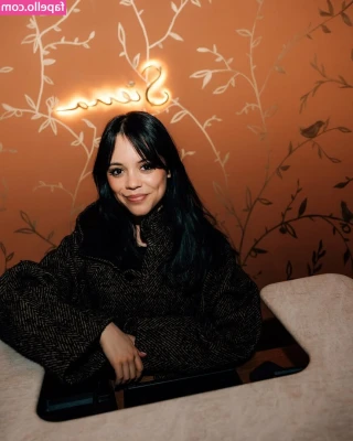 Jenna Ortega [ jenna-ortega-1 ] - Members Only Set part 1