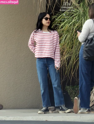 Jenna Ortega [ jenna-ortega-1 ] - 🐍 Nearly perfect future...but you know she'll be bringing home a
