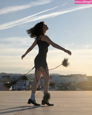 Jenna Ortega [ jenna-ortega-1 ] - Cmonnn squeeze it :D