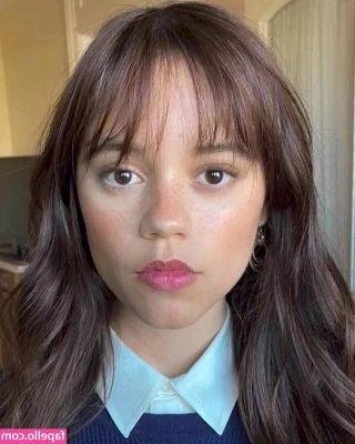 Jenna Ortega [ jenna-ortega-1 ] - When it comes to lingerie  I know what I m doing part 1