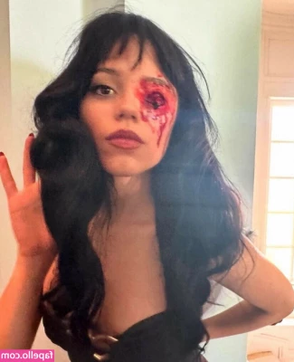 Jenna Ortega [ jenna-ortega-1 ] - My foot rocking my phone as I twerked made this so dramatic haha  I