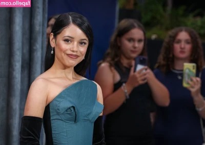 Jenna Ortega [ jenna-ortega-1 ] - Morning beauty! Beleza matinal!