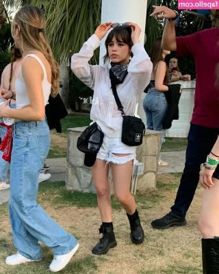 Jenna Ortega [ jenna-ortega-1 ] - New hair who dis