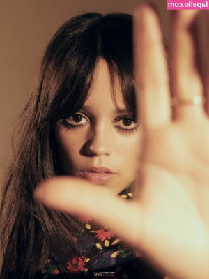 Jenna Ortega [ jenna-ortega-1 ] - Are you in