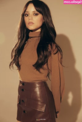 Jenna Ortega [ jenna-ortega-1 ] - Sneaked my bullet vibrator into the Tan Can    aliyah vip