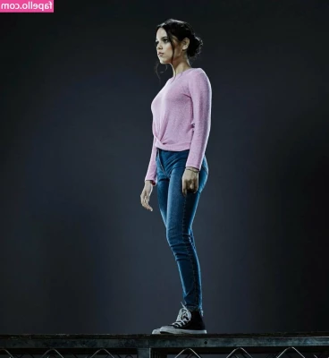 Jenna Ortega [ jenna-ortega-1 ] - An was denke ich da gerade wohl