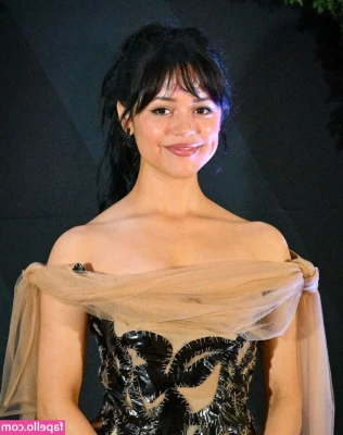 Jenna Ortega [ jenna-ortega-1 ] - Will you please strip me of my top  Sir