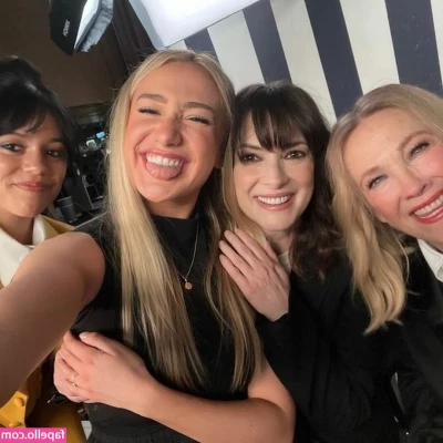 Jenna Ortega [ jenna-ortega-1 ] - FRIDAY SPECIAL  129  The final photo from  The boy in red  mini-set