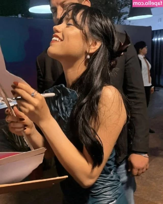 Jenna Ortega [ jenna-ortega-1 ] - If you’re still up, DM me 😉💋