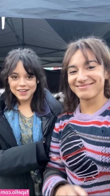 Jenna Ortega [ jenna-ortega-1 ] - Columpio