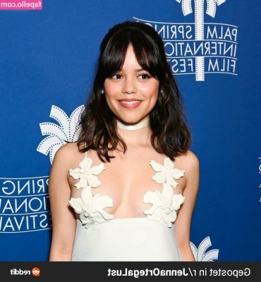 Jenna Ortega [ jenna-ortega-1 ] - I'm available for Customs Today!