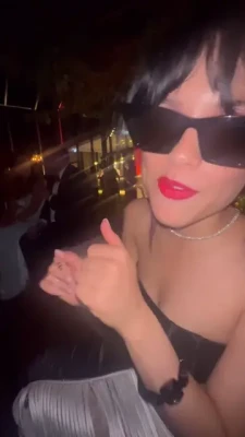 Jenna Ortega [ jenna-ortega-1 ] - Happy Friday toes