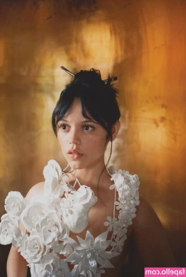 Jenna Ortega [ jenna-ortega-1 ] - Stream started at 04 02 2024 04 41 pm