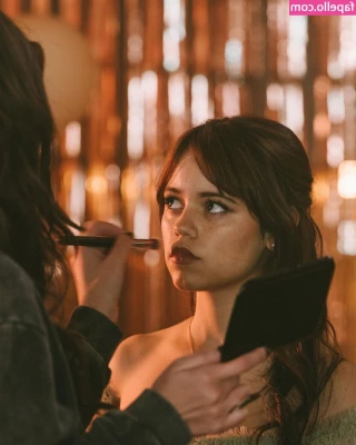 Jenna Ortega [ jenna-ortega-1 ] - Could you resist me?