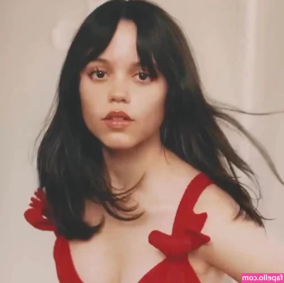 Jenna Ortega [ jenna-ortega-1 ] - You hear that Ass clapping