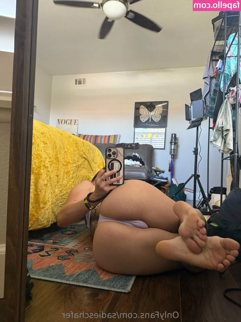 sadieschafer - 2 min Louboutin tease (new pair)
