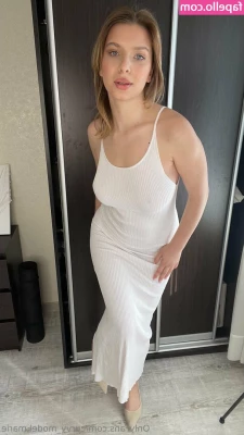 curvy_model.marie