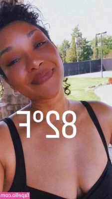 Candice Patton [ candice-patton ] - Thick thighs save lives