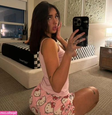 rhegancoursey [ rhegancoursey-2 ] - I m about to drop an 8 minute video of me nutting in your inbox 