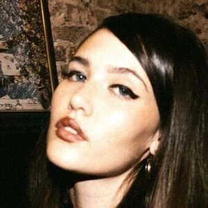 Sienna Spiro