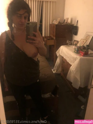 u357850525 - You wish I were your little cock sucking slut, don’t you? Do you