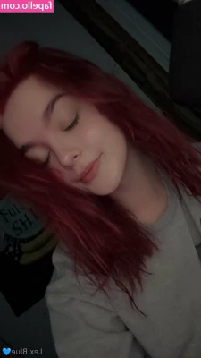 itsonlyalexisss - If you love pussy closeups, this one is for you 🥰🥰