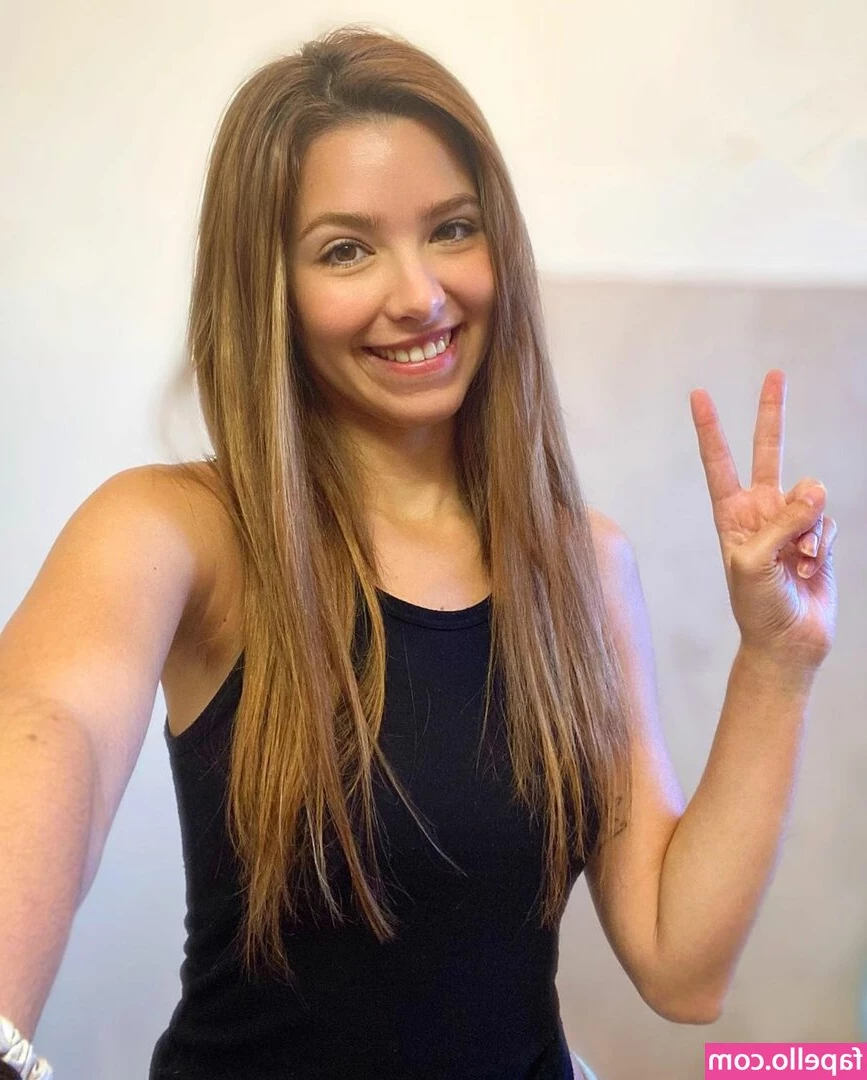 ASMR Glow [ asmr-glow ] - No make up  post work out but feeling like I need to show you me  xx