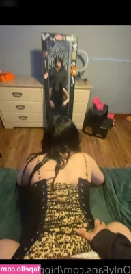 Piercednoodle - feeling sexy in this outfit