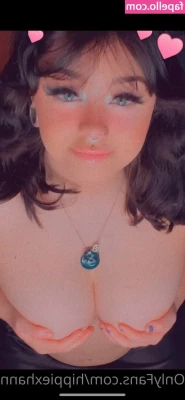 Piercednoodle - I took a new 9 minute squirting video on my live last night.  It’s