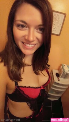 brewery_barbie [ brewery-barbie ] - waiting for you to spoil me daddy...esperando voce me mimar dady...