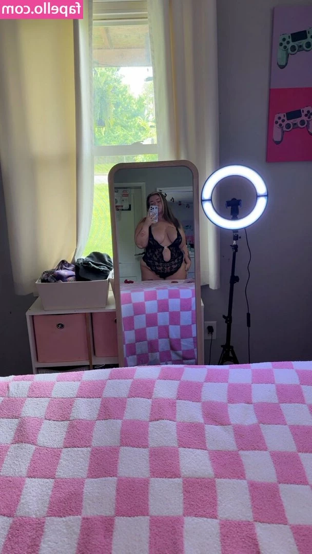 tahcake18 - If you send me tips to get pedicures I ll send you free foot content