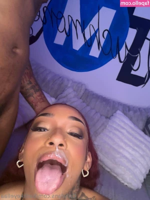 badlikeyellaa [ badlikeyellaa-1 ] - Do you want to play with me today? 😈💦