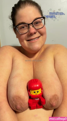 autumnsnow21free - Hola mis amores  estoy con ganas de que me conozcan más personas