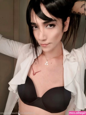 lovelymegumi - You guys need to see this....   It's just so hot, I need to keep cool!