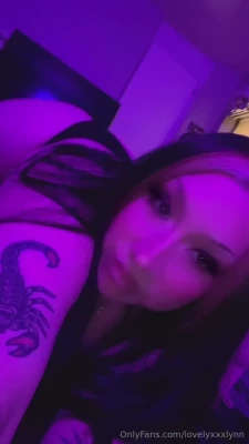 lovelyxxxlynn - Goodmorning sexy did you dream about me